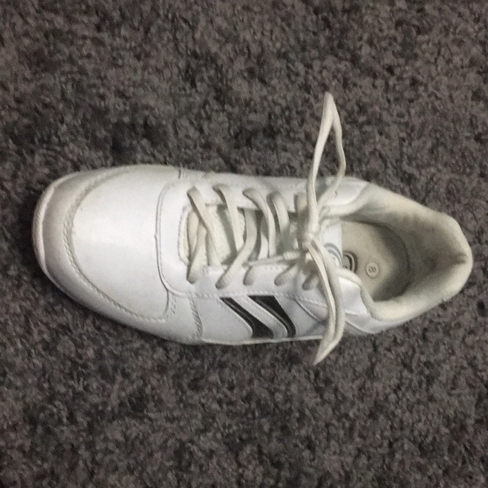 Cheer shoes - Picture 2 of 4
